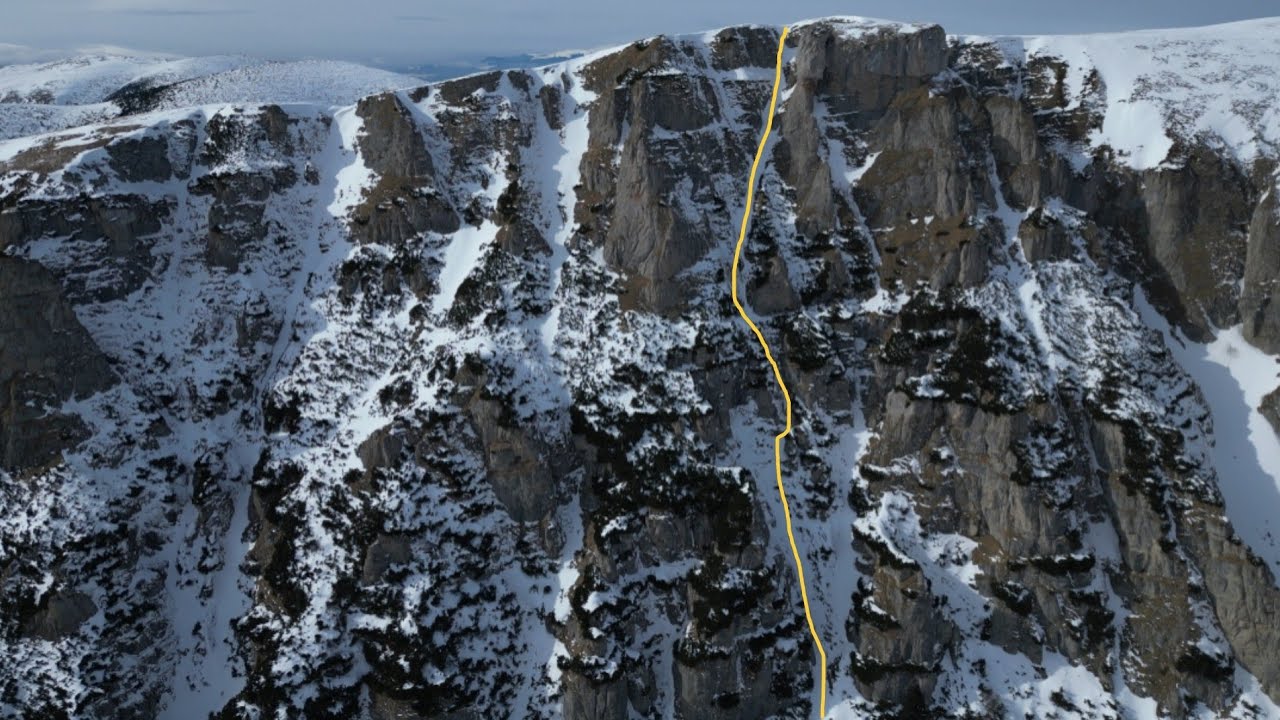 Vâcelul Zmeilor. Sursă foto: Codrin Rotaru, https://www.youtube.com/watch?v=-UTLiZvX83o